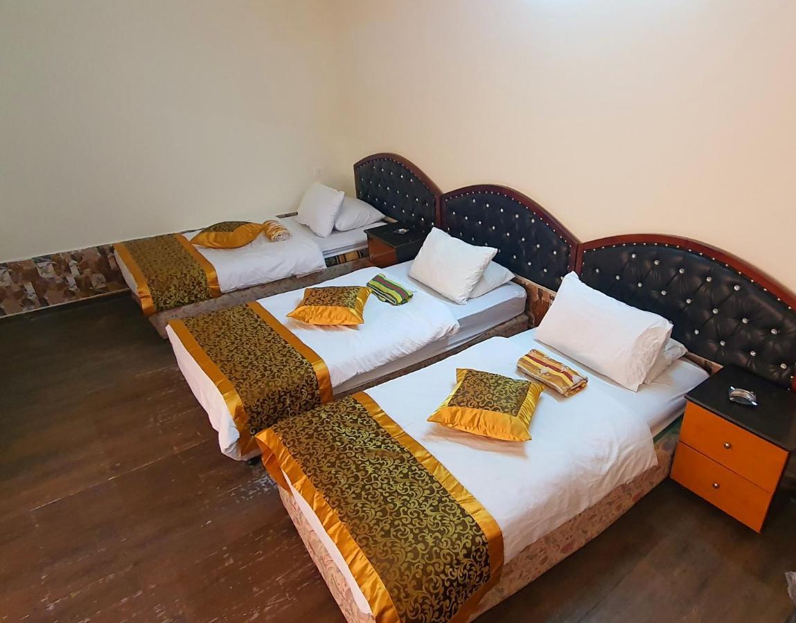 Crystal Hotel فندق كريستال Наблус Экстерьер фото
