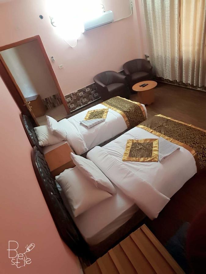 Crystal Hotel فندق كريستال Наблус Экстерьер фото
