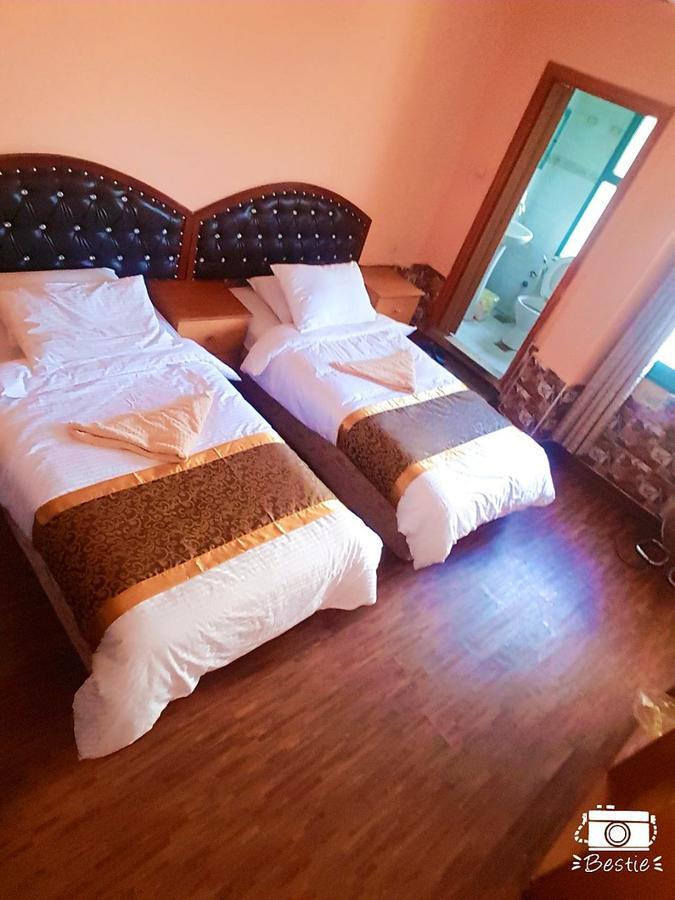Crystal Hotel فندق كريستال Наблус Экстерьер фото