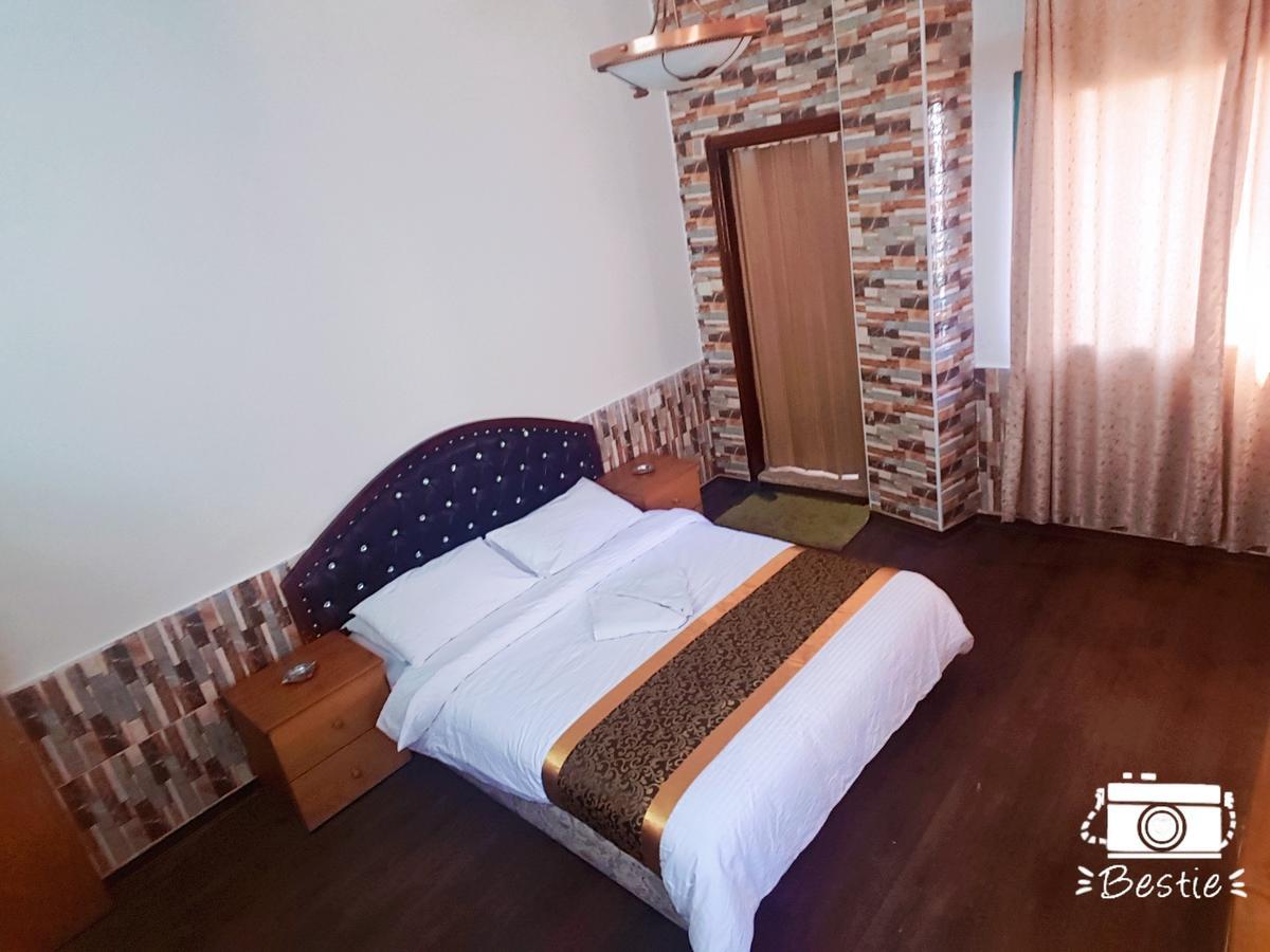 Crystal Hotel فندق كريستال Наблус Экстерьер фото
